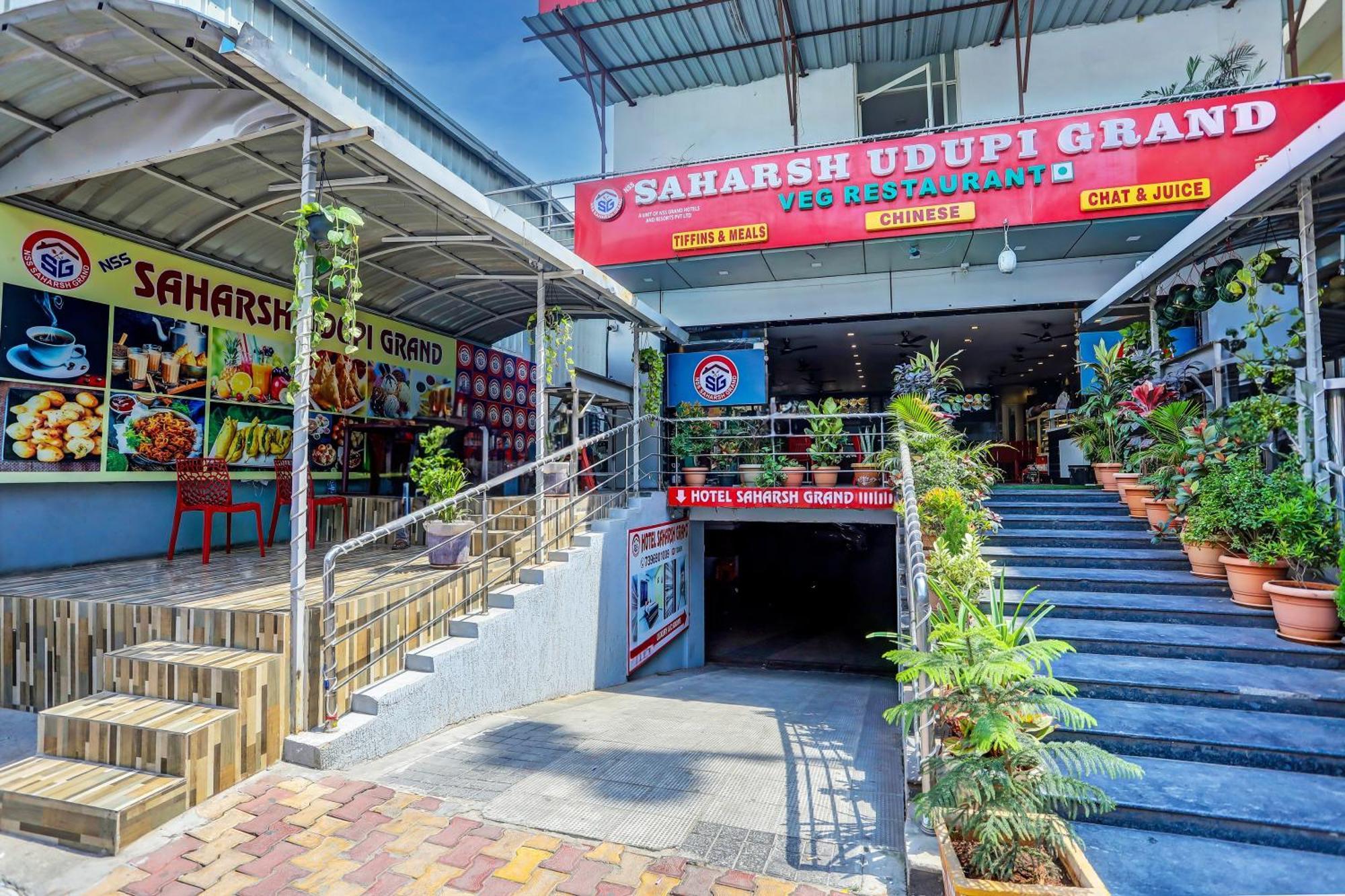 Capital O Saharsh Grand Near Shilparamam Hyderabad Exterior photo